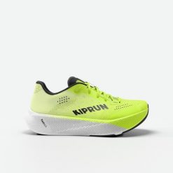 Buty do biegania męskie Kiprun Kipride. Białe buty sportowe męskie KIPRUN, bez zapięcia, do biegania. Za 499.99 zł.