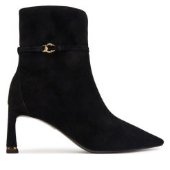 Botki Coccinelle. Czarne botki damskie Coccinelle, bez obcasa, na słupku, bez zapięcia. Za 1,299.00 zł.