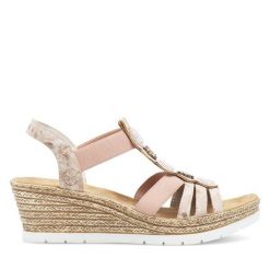 Sandały Rieker. Czerwone sandały damskie Rieker, bez wzorów, bez obcasa, na koturnie, bez zapięcia. Za 299.99 zł.