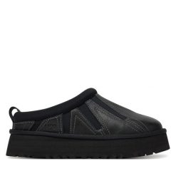 Śniegowce Ugg. Czarne śniegowce i trapery damskie UGG. Za 669.99 zł.
