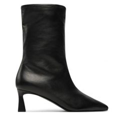 Botki Pollini. Czarne botki damskie Pollini, bez obcasa, na szpilce, bez zapięcia. Za 1,569.00 zł.