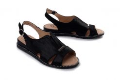 Filippo DS4470/26 BK czarny, sandały damskie. Czarne sandały damskie Filippo, bez wzorów, ze skóry, bez obcasa, na koturnie, bez zapięcia. Za 139.92 zł.