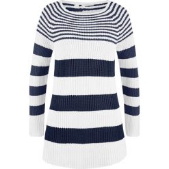 Sweter w paski, z dekoltem w łódkę, dzianina w prążek bonprix ciemnoniebiesko-kremowy. Swetry damskie bonprix. Za 99.99 zł.