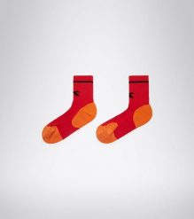 Skarpety męskie tenisowe Diadora LONG SOCKS COURT. Brązowe skarpety męskie Diadora, bez wzorów, z elastanu. Za 24.99 zł.