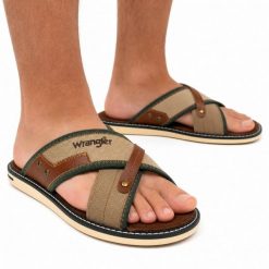 Klapki męskie Wrangler CALVIN SLIDER MEN LOW. Brązowe klapki męskie Wrangler, z materiału, sportowe. Za 139.00 zł.