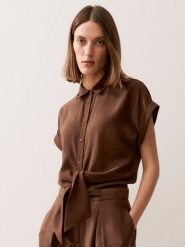 More & More Bluzka Kobiety brązowy, 42. Brązowe bluzki damskie More & More, bez wzorów, biznesowe, bez kołnierzyka, bez ramiączek. Za 279.95 zł.