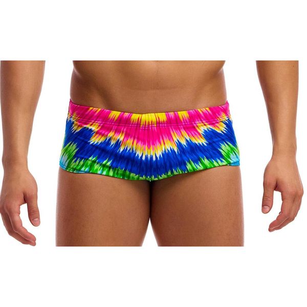Strój do pływania Funky Trunks Fly Time - sidewinder. Niebieskie kąpielówki męskie FUNKY TRUNKS, m, bez wzorów, do pływania. Za 159.00 zł.