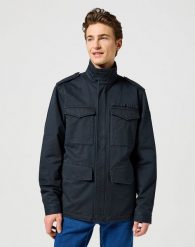WRANGLER MĘSKA KURTKA ZIMOWA FIELD JACKET BLACK 112357272 W4F1011936. Czarne kurtki męskie Wrangler, na zimę, l, bez wzorów, bez kaptura. Za 419.99 zł.