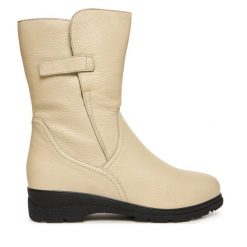 Botki Caprice. Botki damskie Caprice, bez obcasa, na płaskiej podeszwie, bez zapięcia. Za 519.99 zł.