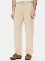 Marciano Guess Spodnie materiałowe 5GHB03 2310Z Beżowy Regular Fit. Brązowe spodnie materiałowe męskie Marciano Guess, m, z aplikacjami, z materiału. Za 309.99 zł.