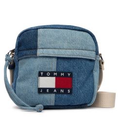 Saszetka Tommy Jeans. Niebieskie saszetki męskie Tommy Jeans, z denimu, młodzieżowe, małe. Za 409.99 zł.