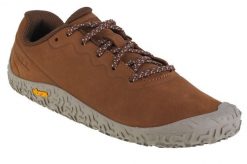Buty do biegania damskie, Merrell Vapor Glove 6. Brązowe obuwie sportowe damskie Merrell, bez wzorów, z materiału, do biegania. Za 579.85 zł.
