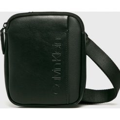 Calvin Klein - Saszetka. Czarne saszetki męskie marki Calvin Klein, z materiału, casualowe. Za 269.90 zł.