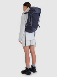 4F Plecak trekkingowy (30 L) - granatowy Uniwersalny. Szare plecaki damskie 4f, bez wzorów, z syntetyku, sportowe. W wyprzedaży za 349.99 zł.