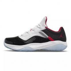 Buty koszykarskie męskie Nike Air Jordan 11 Cmft Low. Czarne buty sportowe męskie Nike, z materiału, bez zapięcia, do koszykówki, Nike Air Jordan. W wyprzedaży za 544.85 zł.