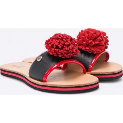 Love Moschino - Klapki. Klapki damskie marki Love Moschino. W wyprzedaży za 319.90 zł.