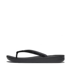 Tongs multi-kryształowe damskie FitFlop Iqushion. Czarne klapki damskie FIT FLOP, bez wzorów, bez obcasa. Za 342.00 zł.