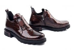 Boccato 218.EM181 S.A 334 t syh brąz, botki damskie. Brązowe botki damskie Boccato, z polaru, bez obcasa, bez zapięcia. Za 382.42 zł.
