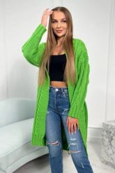 Sweter z warkoczowym splotem jasno zielony. Zielone swetry damskie KESI, l, bez wzorów, z syntetyku, eleganckie, bez kołnierzyka, plus size, bez ramiączek, bez kaptura. Za 198.65 zł.