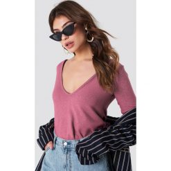 NA-KD Sweter z dekoltem V - Pink. Swetry damskie marki NA-KD. Za 100.95 zł.