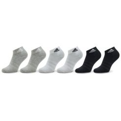 Skarpety krótkie adidas. Szare skarpety damskie Adidas, bez wzorów. Za 59.99 zł.