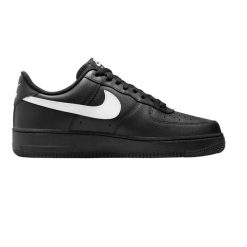 Buty męskie sportowe sneakersy Nike AIR FORCE 1. Białe buty sportowe męskie Jordan, bez zapięcia, Nike Air Force. Za 449.00 zł.