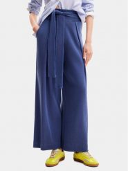 Desigual Spodnie materiałowe Tami 24SWPK02 Niebieski Regular Fit. Niebieskie spodnie materiałowe damskie Desigual, l, bez wzorów, z bawełny. Za 249.99 zł.