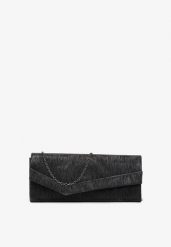 Czarna Torebka Kopertówka na Łańcuszku Seyruuq. Czarne kopertówki damskie Renee, bez wzorów, eleganckie, bez dodatków. Za 49.99 zł.