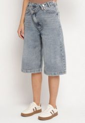 Niebieskie Szorty Jeansowe Bermudy z Asymetrycznym Zapięciem Liladea. Niebieskie szorty damskie Born2be, m, bez wzorów, z jeansu, eleganckie. Za 109.99 zł.