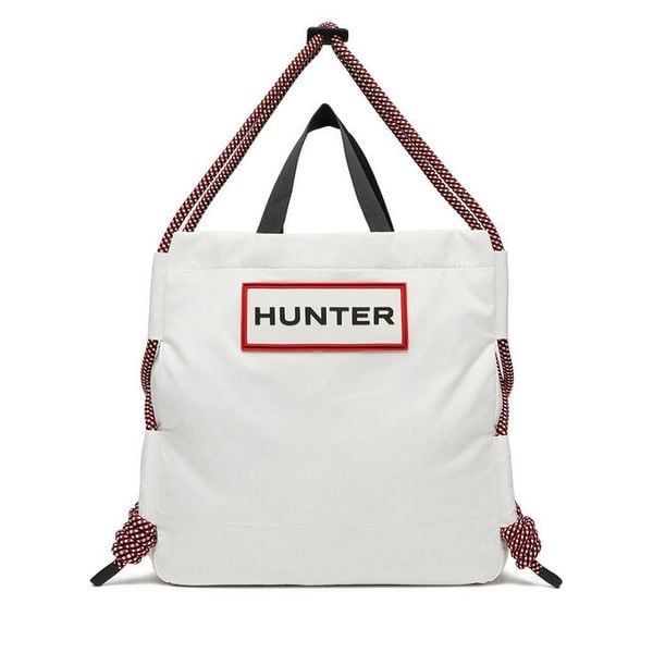 Torebka Hunter. Białe torebki do ręki damskie Hunter, bez wzorów, klasyczne, bez dodatków. Za 179.99 zł.