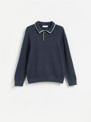 Sweter polo z bawełną - niebieski. Niebieskie swetry przez głowę męskie Reserved, l, bez wzorów, z bawełny, bez kołnierzyka. Za 139.99 zł.