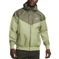 Kurtka przeciwwiatrowa Nike Windrunner. Zielone kurtki męskie Nike, xs, bez wzorów, z materiału. Za 402.10 zł.