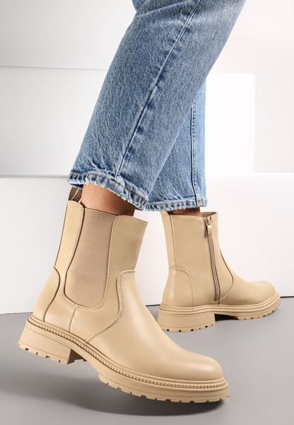 Beżowe Botki z Elastyczną Wstawką z Boku Cholewki Berwena. Brązowe botki damskie Renee, z jeansu, eleganckie, bez obcasa, na obcasie, bez zapięcia. Za 124.99 zł.