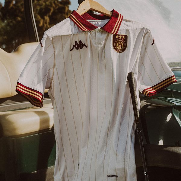 Koszulka ES Tunis 2026. Brązowe koszulki polo męskie Kappa, m, z aplikacjami, z materiału, eleganckie, bez ramiączek. Za 415.50 zł.