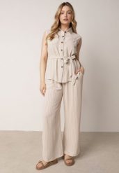 Beżowy Wiskozowy Komplet Szerokie Spodnie i Koszula Bez Rękawów z Wiązaniem Zanran. Brązowe koszule damskie Born2be, l, bez wzorów, z tkaniny. Za 139.99 zł.