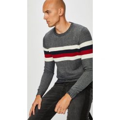 Tom Tailor Denim - Sweter. Szare swetry przez głowę męskie marki Tom Tailor Denim, z bawełny, z okrągłym kołnierzem. Za 219.90 zł.