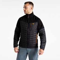 Kurtka turystyczna hybrydowa męska Mountaineer. Czarne kurtki męskie Dare 2b, m, bez wzorów, z softshellu, sportowe, bez kaptura. W wyprzedaży za 189.99 zł.