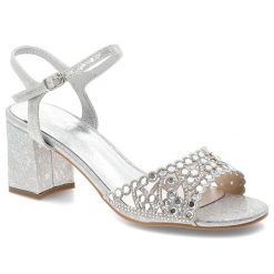 Sandały damskie S.Barskie, cholewka ze skóry ekologicznej z metalicznym wykończeniem pasek wokół kostki z regulacją, srebrne, SR61-0103. Szare klapki damskie S.BARSKI, bez wzorów, ze skóry ekologicznej, bez obcasa, na obcasie. Za 199.00 zł.