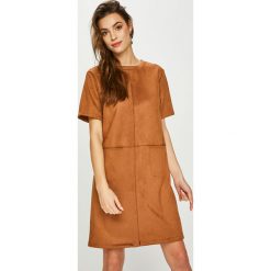 Answear - Sukienka ORIENT EXPRESS. Żółte sukienki damskie ANSWEAR, l, bez wzorów, z elastanu, casualowe, bez kołnierzyka, bez ramiączek. W wyprzedaży za 59.90 zł.