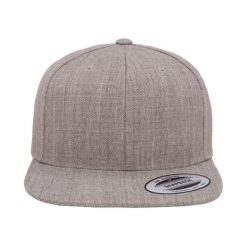 Klasyczna Czapka Z Daszkiem. Fioletowe czapki i kapelusze damskie FLEXFIT, bez wzorów, klasyczne. Za 67.99 zł.