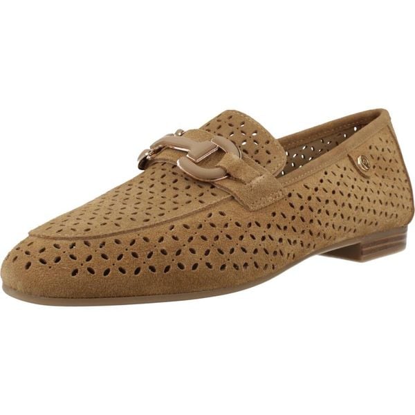 Buty CARMELA 163137C Brązowy. Brązowe obuwie sportowe damskie Carmela, trekkingowe. Za 444.35 zł.