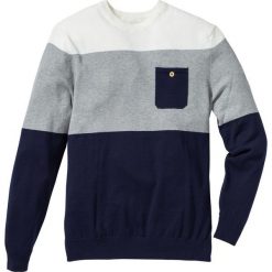 Sweter z kieszonką bonprix ciemnoniebiesko-jasnoszaro-biały w paski. Swetry przez głowę męskie marki bonprix. Za 74.99 zł.