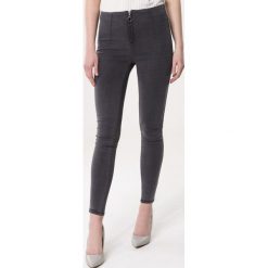 Szare Jeansy Possibilities. Jeansy damskie marki Born2be. Za 59.99 zł.