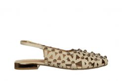 Sandały Gioseppo Calamus Off White 602206, Beżowy, Skóra naturalna - 39. Brązowe sandały damskie Gioseppo, bez wzorów, ze skóry, bez obcasa, bez zapięcia. W wyprzedaży za 269.10 zł.
