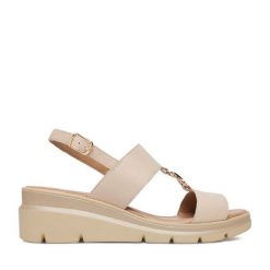 Sandały Lasocki. Brązowe sandały damskie Lasocki, bez wzorów, bez obcasa, na koturnie, bez zapięcia. Za 179.99 zł.