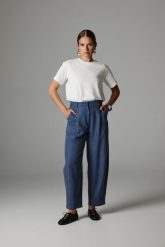 SPODNIE BARREL PABLO DENIM M - Flawless. Niebieskie spodnie materiałowe damskie Flawless, m, bez wzorów, z denimu, z podwyższonym stanem. Za 589.00 zł.