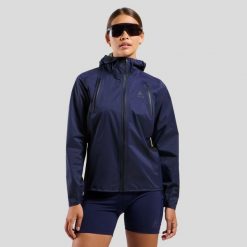 Kurtka przeciwdeszczowa damska Odlo X-ALP WATERPROOF PRO Jacket. Niebieskie kurtki sportowe damskie Odlo, l, bez wzorów, z elastanu, z kapturem, do biegania. Za 1,049.99 zł.