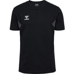 Koszulka Hummel Authentic Co. Czarne koszulki sportowe męskie Hummel, bez wzorów, bez kołnierzyka, bez ramiączek, do piłki nożnej. Za 164.50 zł.