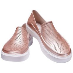 Crocs Damski Slip-On Citilane Roka Metallic Rose Dust 205154-6od (Rozmiar 36-37). Trampki i tenisówki damskie marki Crocs. W wyprzedaży za 197.00 zł.