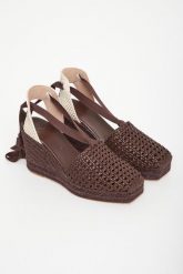 Espadryle damskie na koturnie Accordo WEEKEND MAX MARA. Espadryle damskie Weekend Max Mara, bez wzorów, bez obcasa, na koturnie, bez zapięcia. Za 1,519.00 zł.
